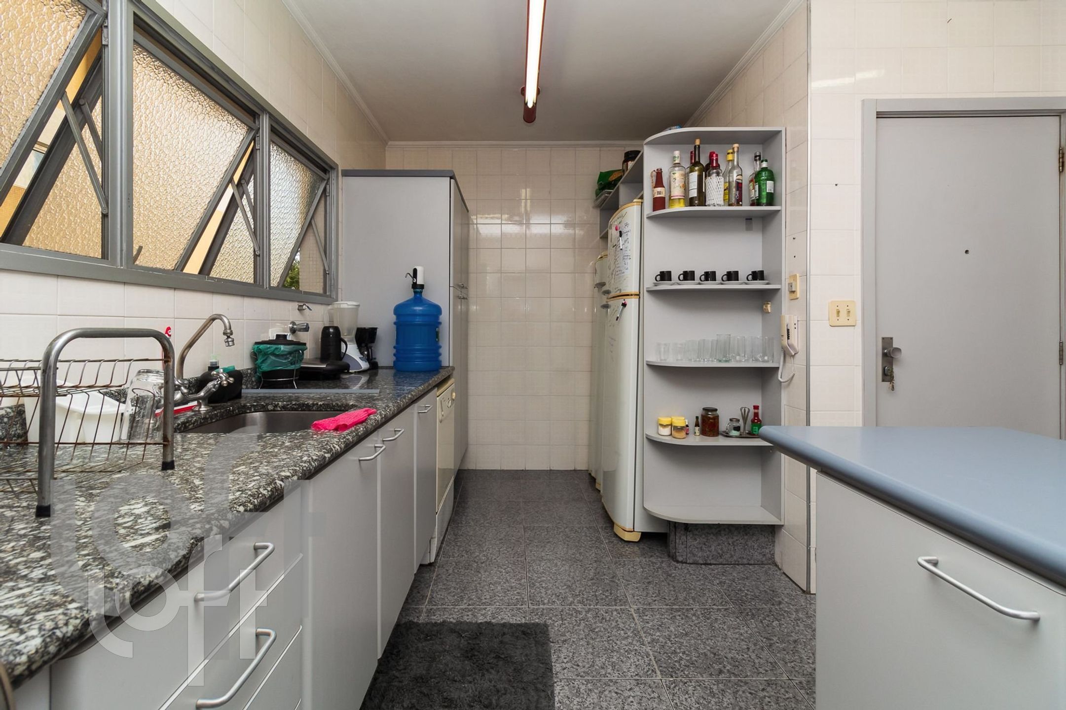 Apartamento à venda com 4 quartos, 170m² - Foto 22