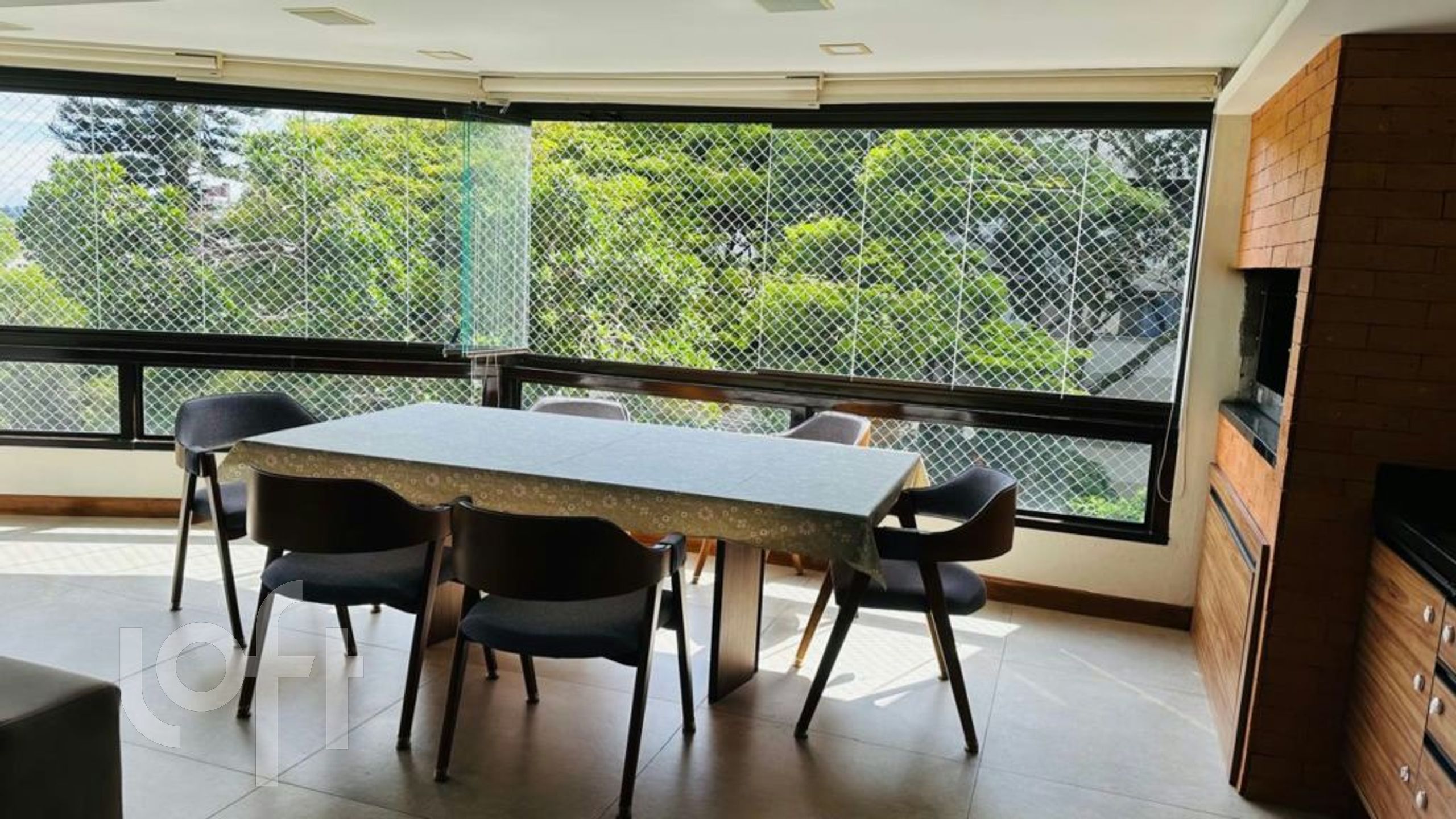 Apartamento com 123m², 3 dormitórios, 1 suíte, 1 vaga, Petrópolis em Porto Alegre