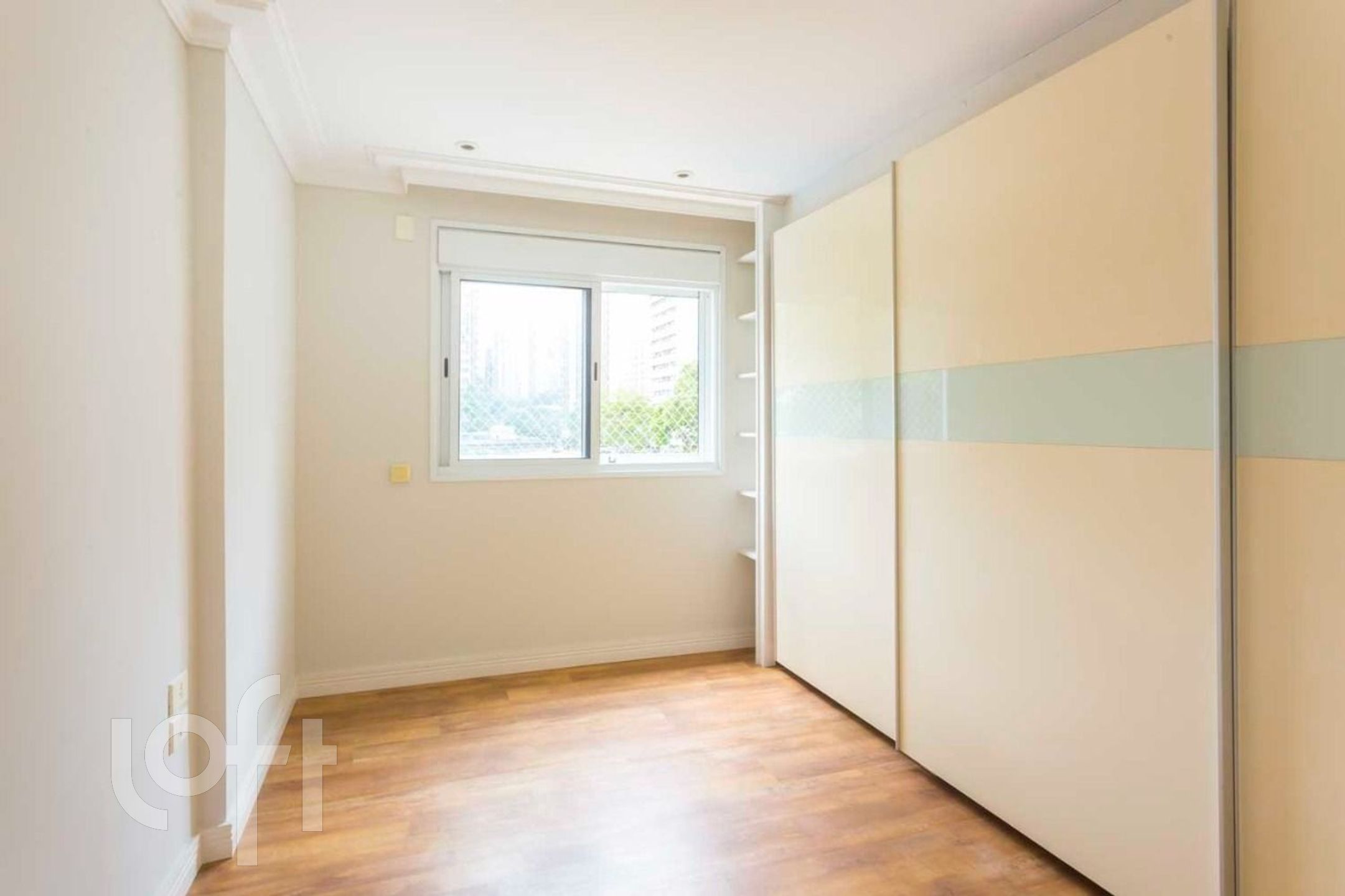 Apartamento à venda com 3 quartos, 200m² - Foto 12