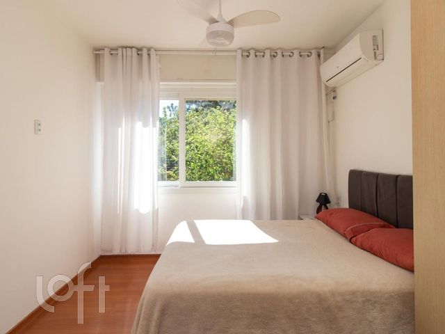 Apartamento com 62m², 2 dormitórios, 1 vaga, Menino Deus em Porto Alegre