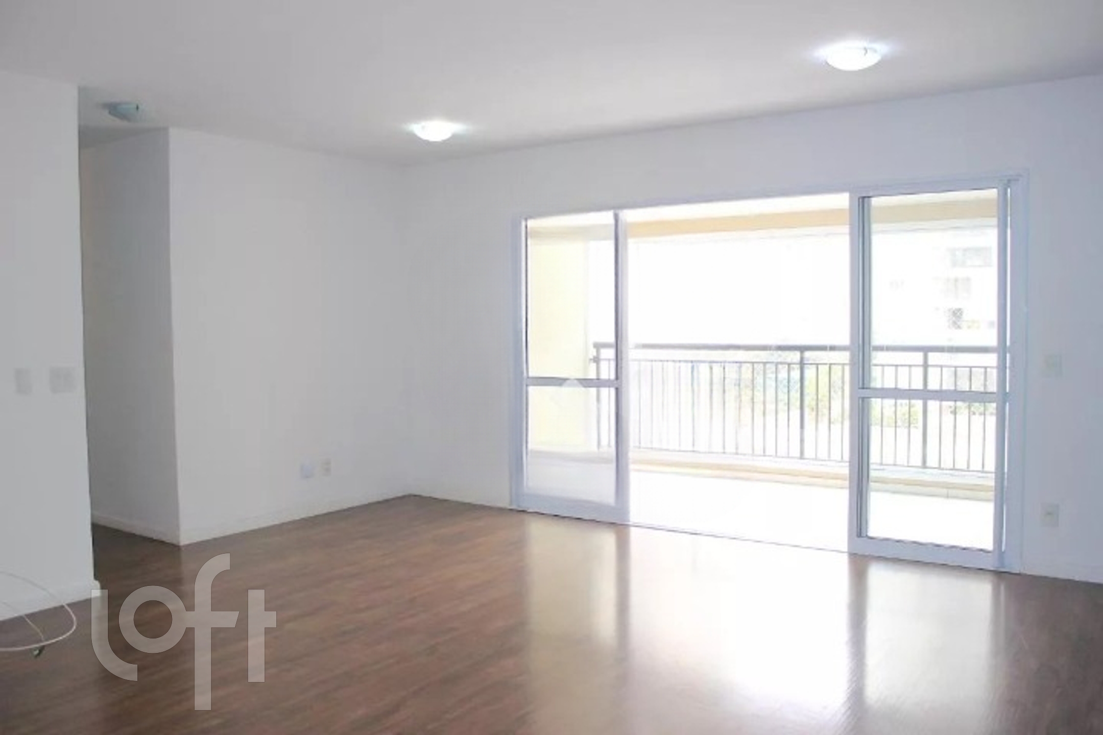 Apartamento à venda com 3 quartos, 106m² - Foto 1