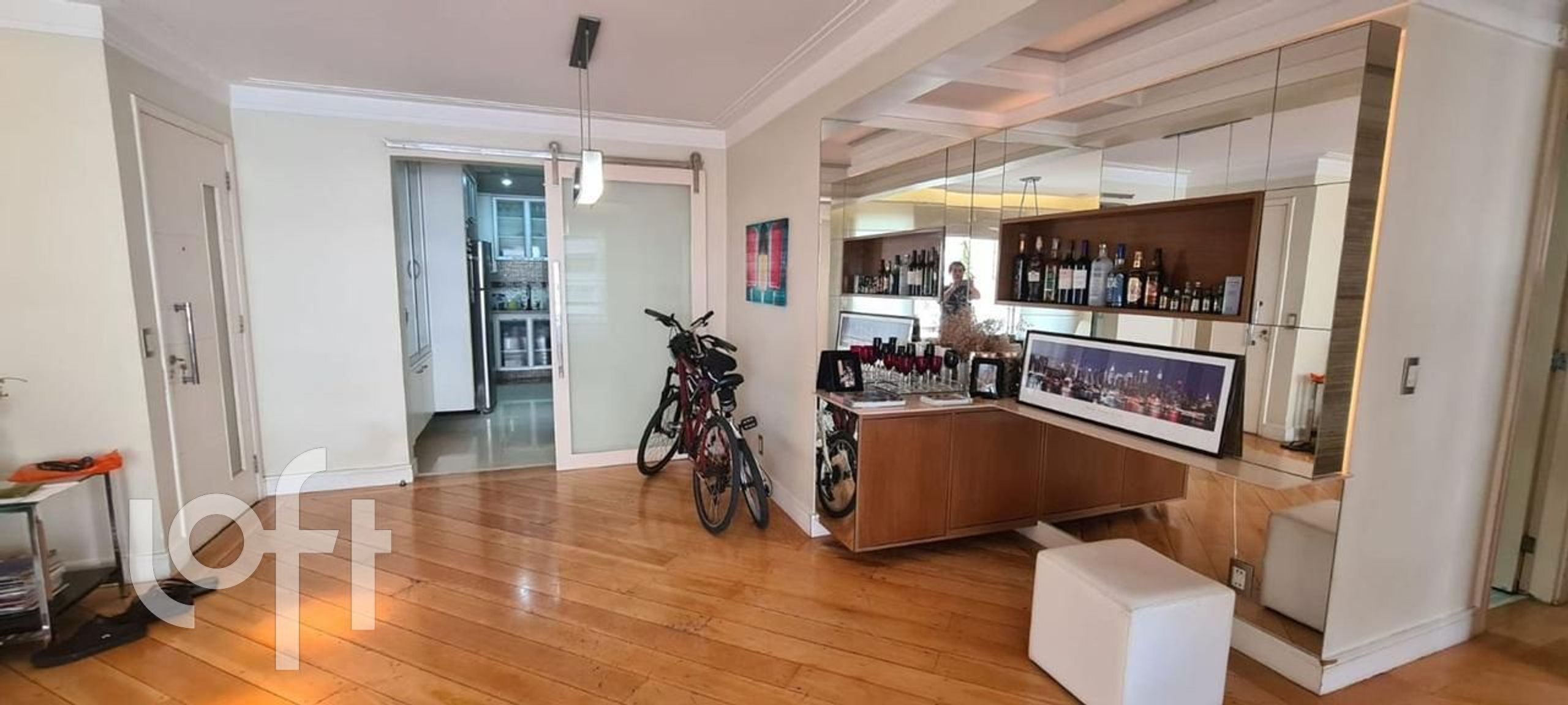 Apartamento à venda com 4 quartos, 110m² - Foto 2