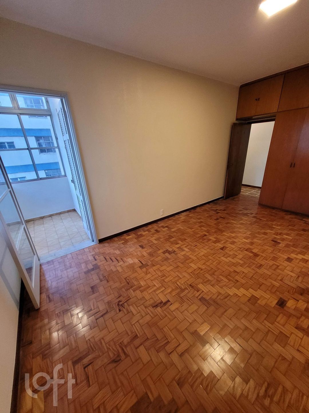 Apartamento à venda com 2 quartos, 121m² - Foto 3