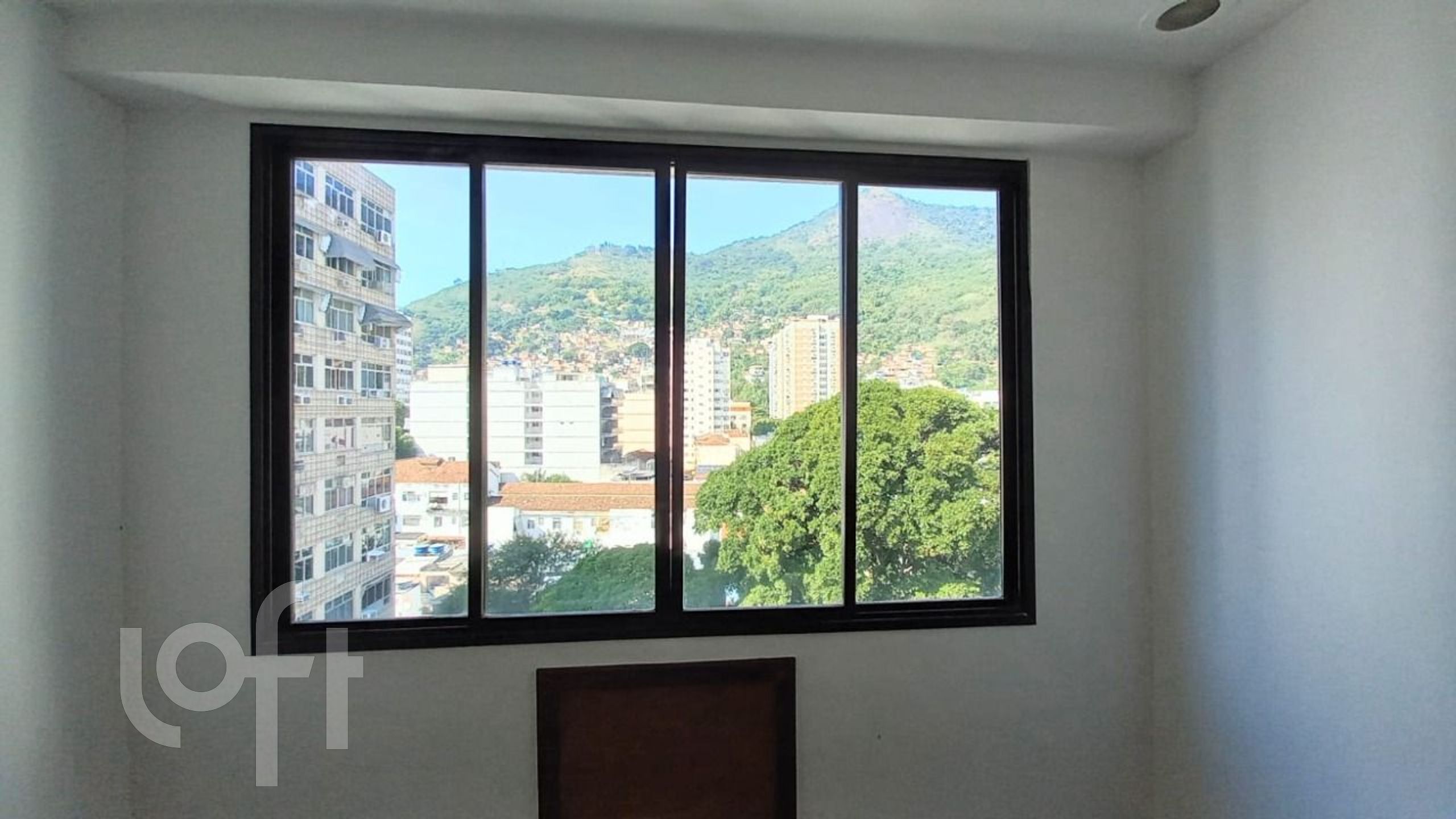 Apartamento à venda com 5 quartos, 127m² - Foto 4