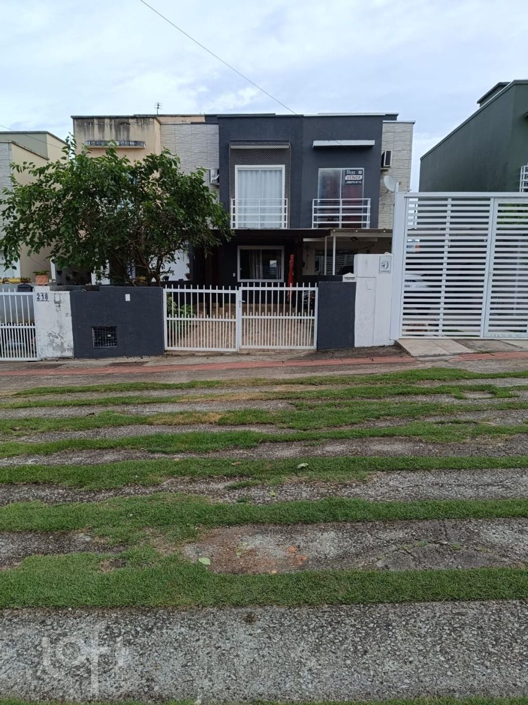 Casa à venda em Ingleses com 72 m², 2 quartos