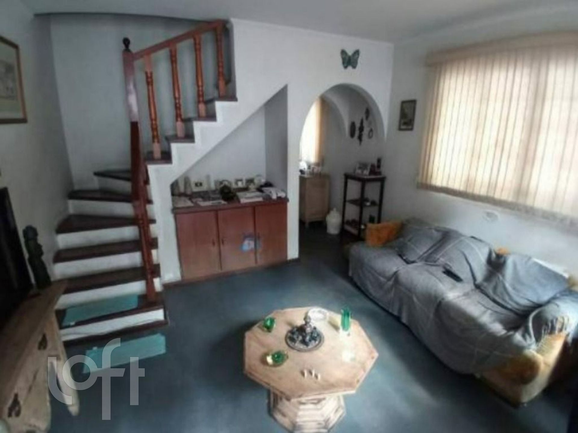 Casa à venda com 3 quartos, 100m² - Foto 1