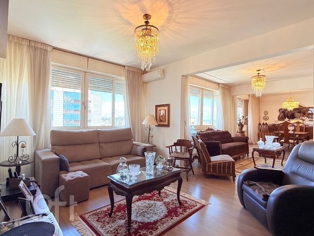 Apartamento com 190m², 3 dormitórios, 1 vaga, Rio Branco em Porto Alegre