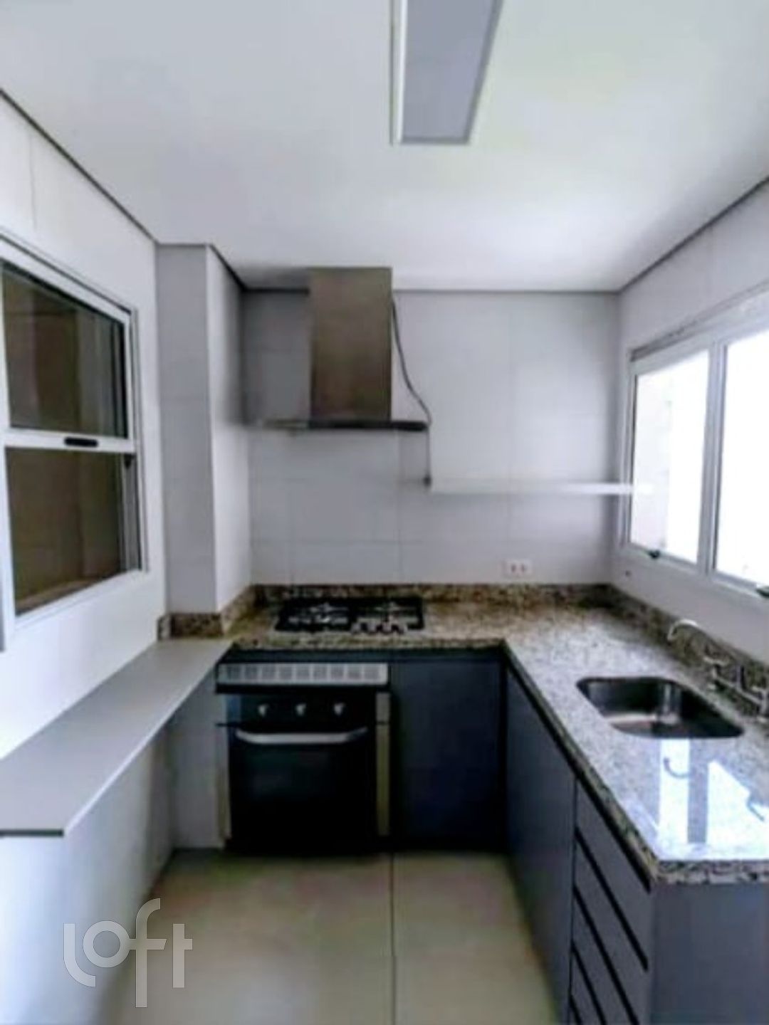 Apartamento à venda com 2 quartos, 82m² - Foto 11