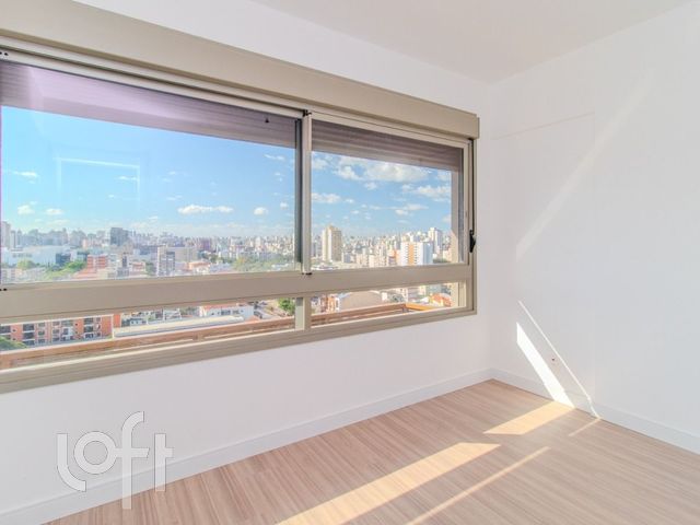 Apartamento com 64m², 2 dormitórios, 1 suíte, 1 vaga, Menino Deus em Porto Alegre