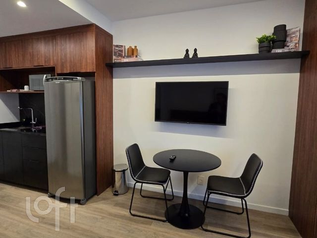 Apartamento com 28m², 1 dormitório, 1 vaga, Rio Branco em Porto Alegre