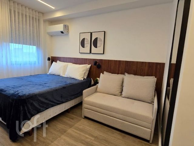 Apartamento com 28m², 1 dormitório, 1 vaga, Rio Branco em Porto Alegre