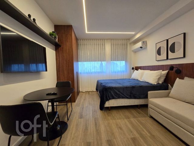 Apartamento com 28m², 1 dormitório, 1 vaga, Rio Branco em Porto Alegre
