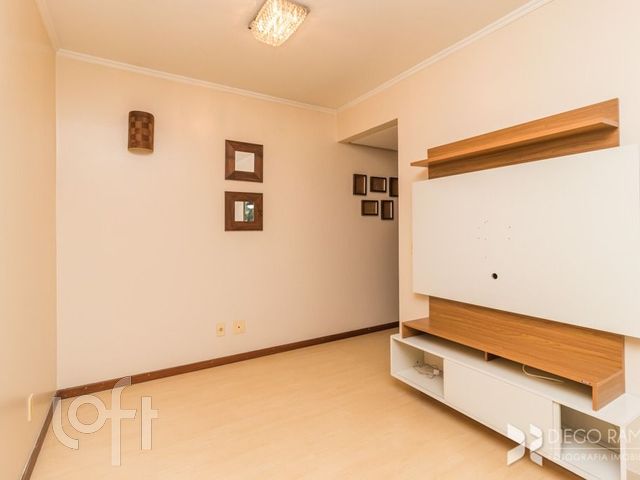 Apartamento com 65m², 2 dormitórios, 1 vaga, Chácara das Pedras em Porto Alegre