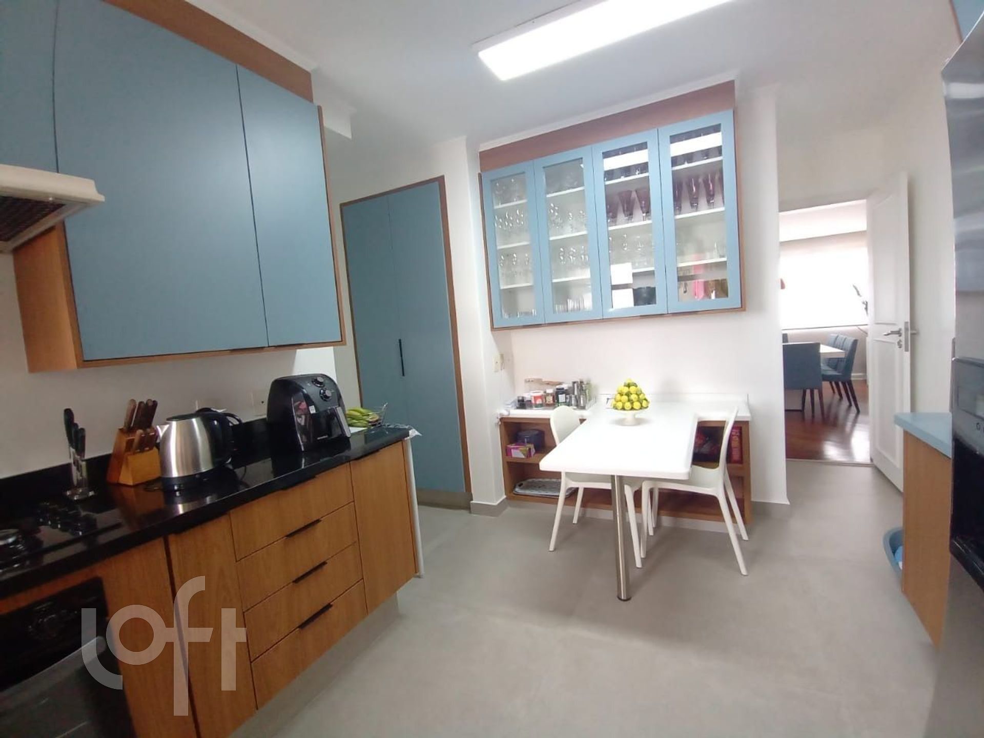 Apartamento à venda com 3 quartos, 160m² - Foto 15