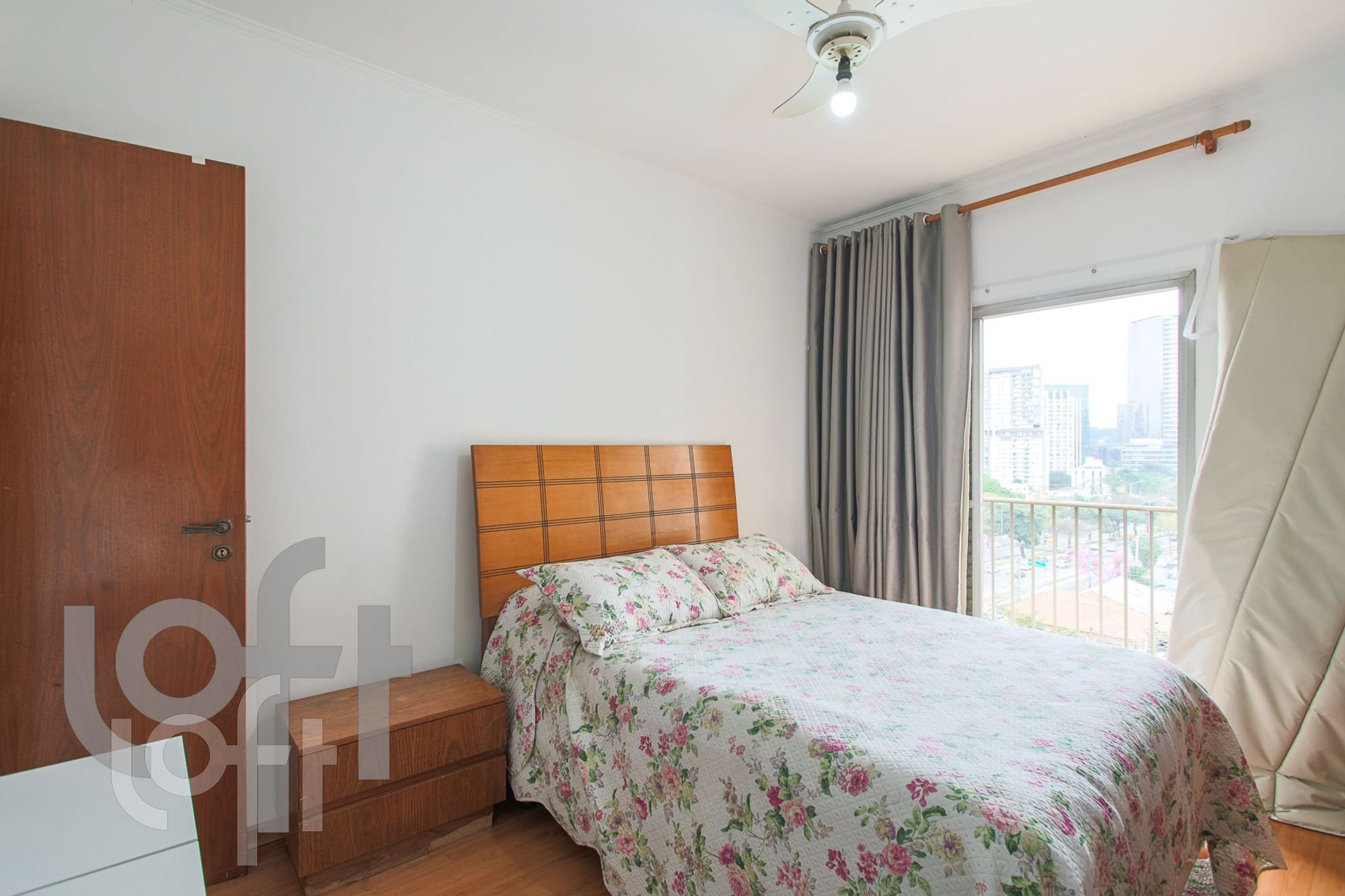 Apartamento à venda com 1 quarto, 55m² - Foto 7