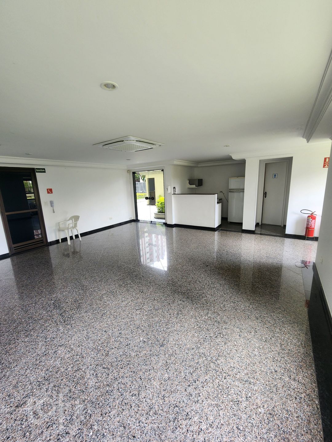 Imagem da propriedade PU13ad2j5 19