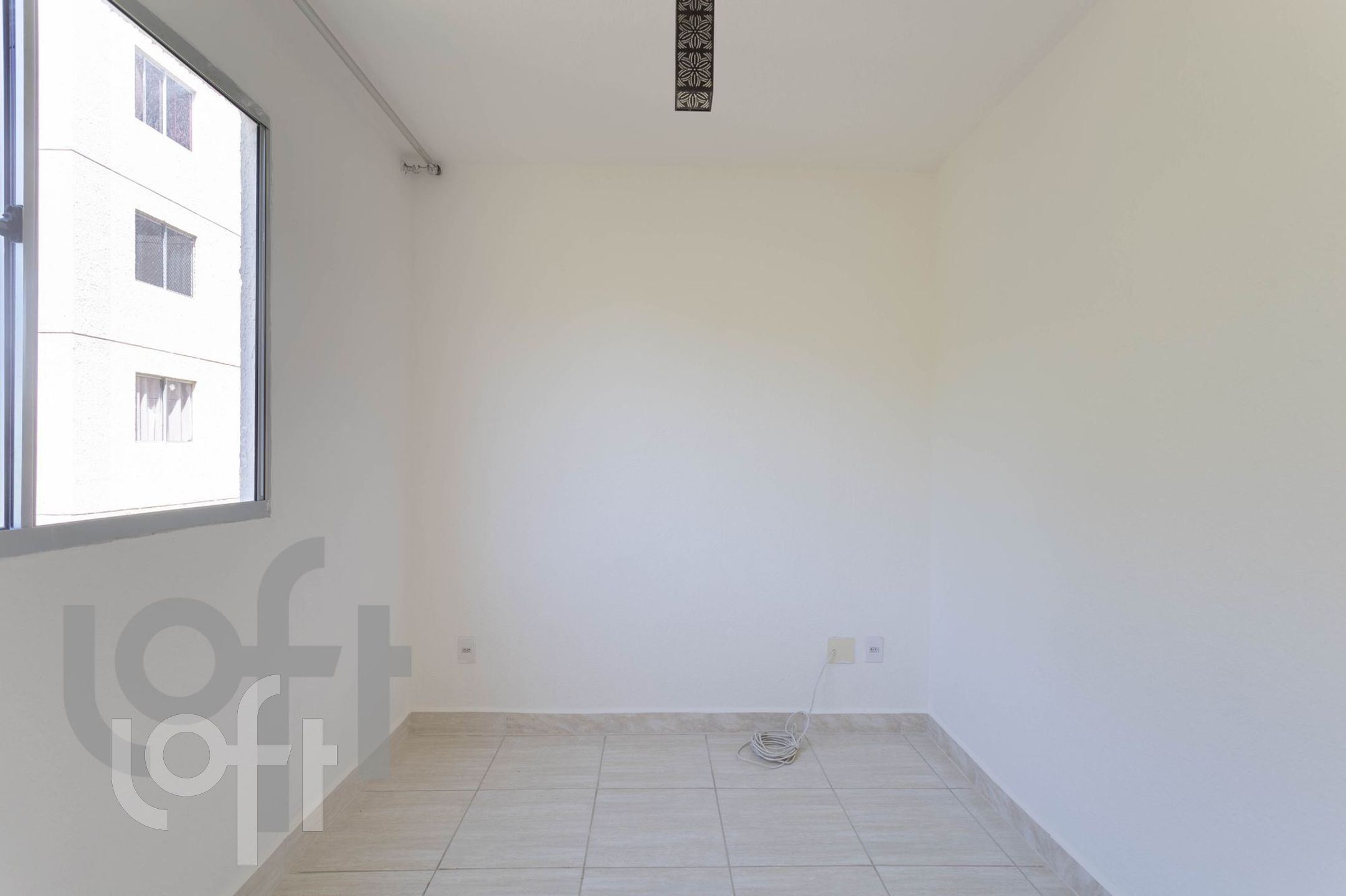 Apartamento à venda com 2 quartos, 40m² - Foto 10