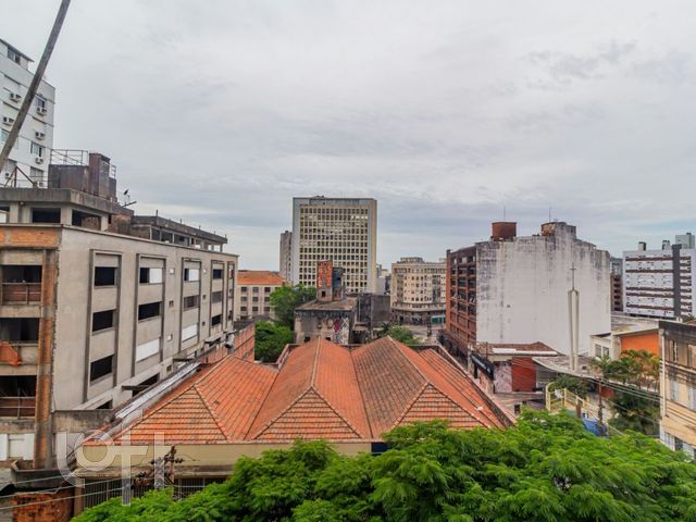 Apartamento com 102m², 3 dormitórios, Independência em Porto Alegre