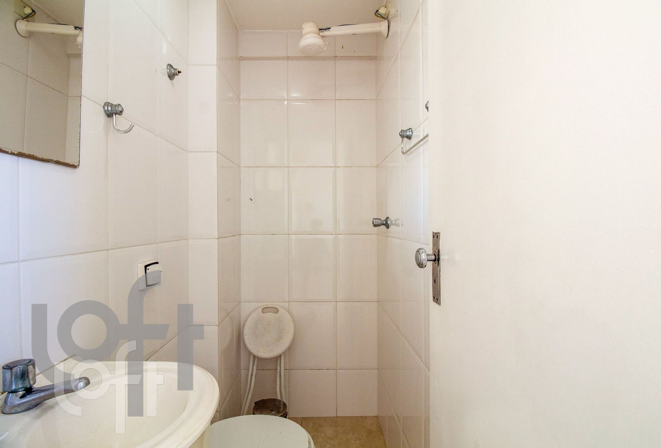 Apartamento à venda com 2 quartos, 78m² - Foto 36