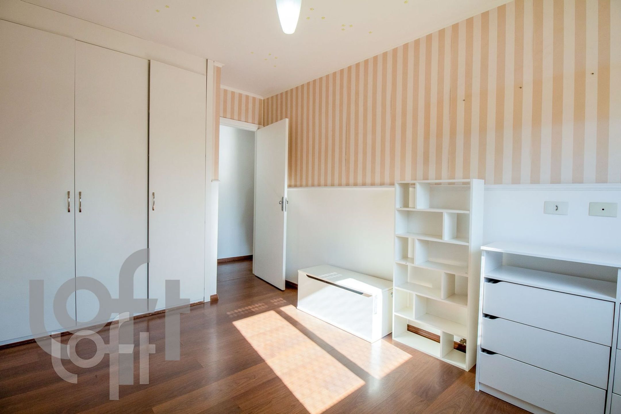 Apartamento à venda com 2 quartos, 78m² - Foto 9