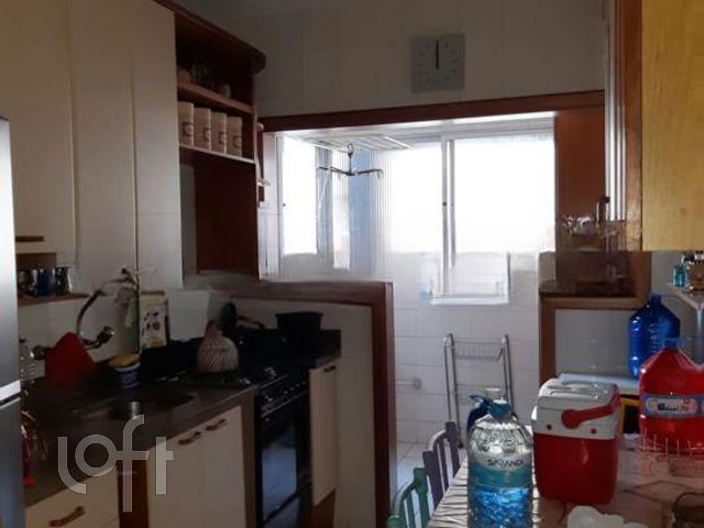 Apartamento com 86m², 2 dormitórios, 1 suíte, 2 vagas, Independência em Porto Alegre