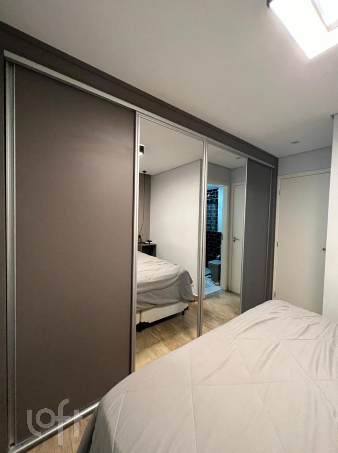 Apartamento à venda com 2 quartos, 70m² - Foto 3