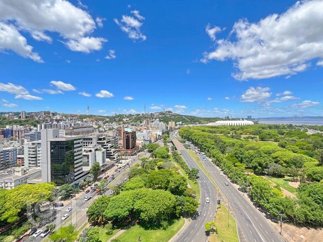 Apartamento com 90m², 2 dormitórios, 1 suíte, 1 vaga, Praia de Belas em Porto Alegre