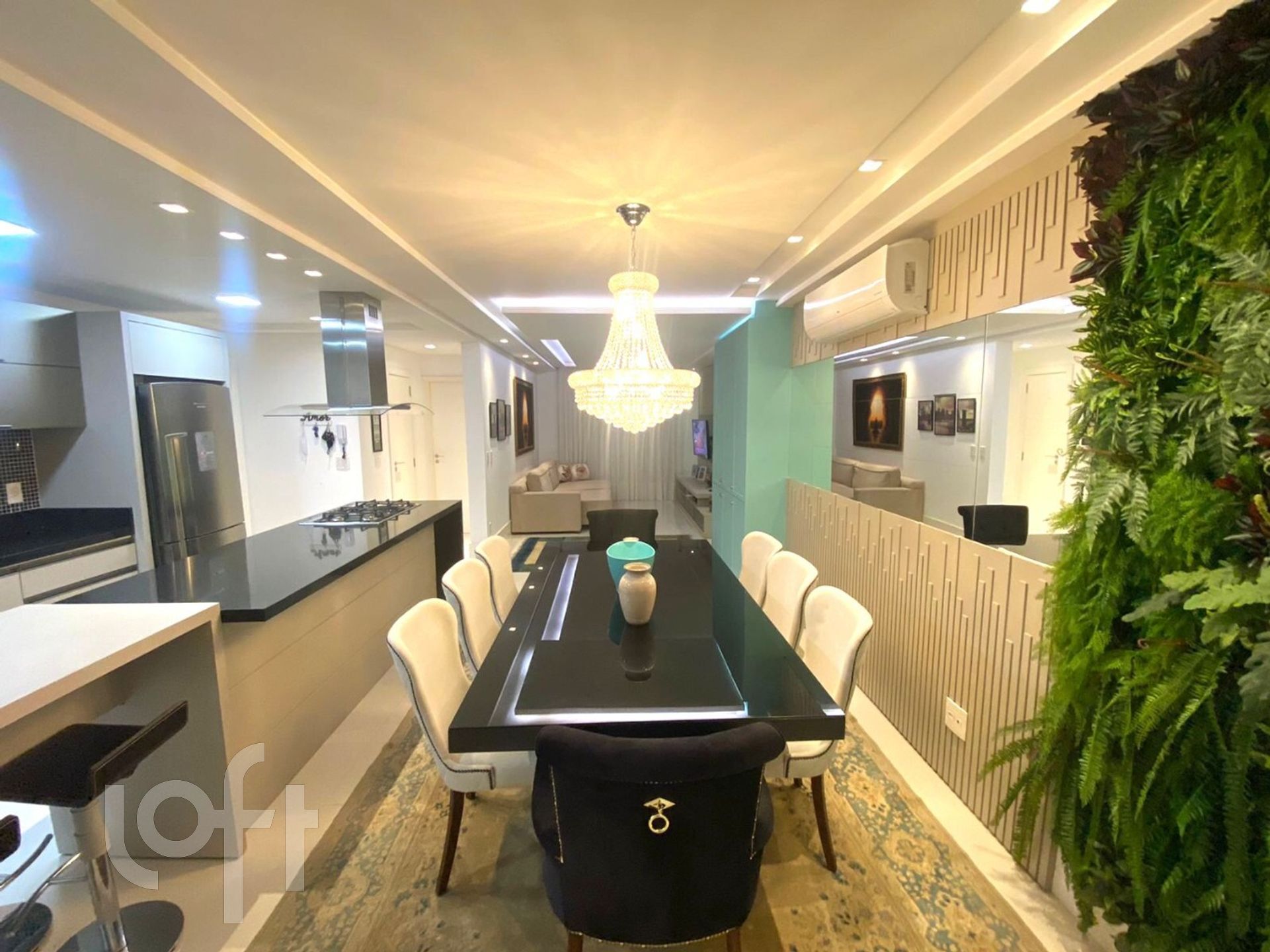 Apartamentos com 118m², 3 quartos, 3 suítes, 3 garagens, no bairro Pioneiros em Balneário Camboriú