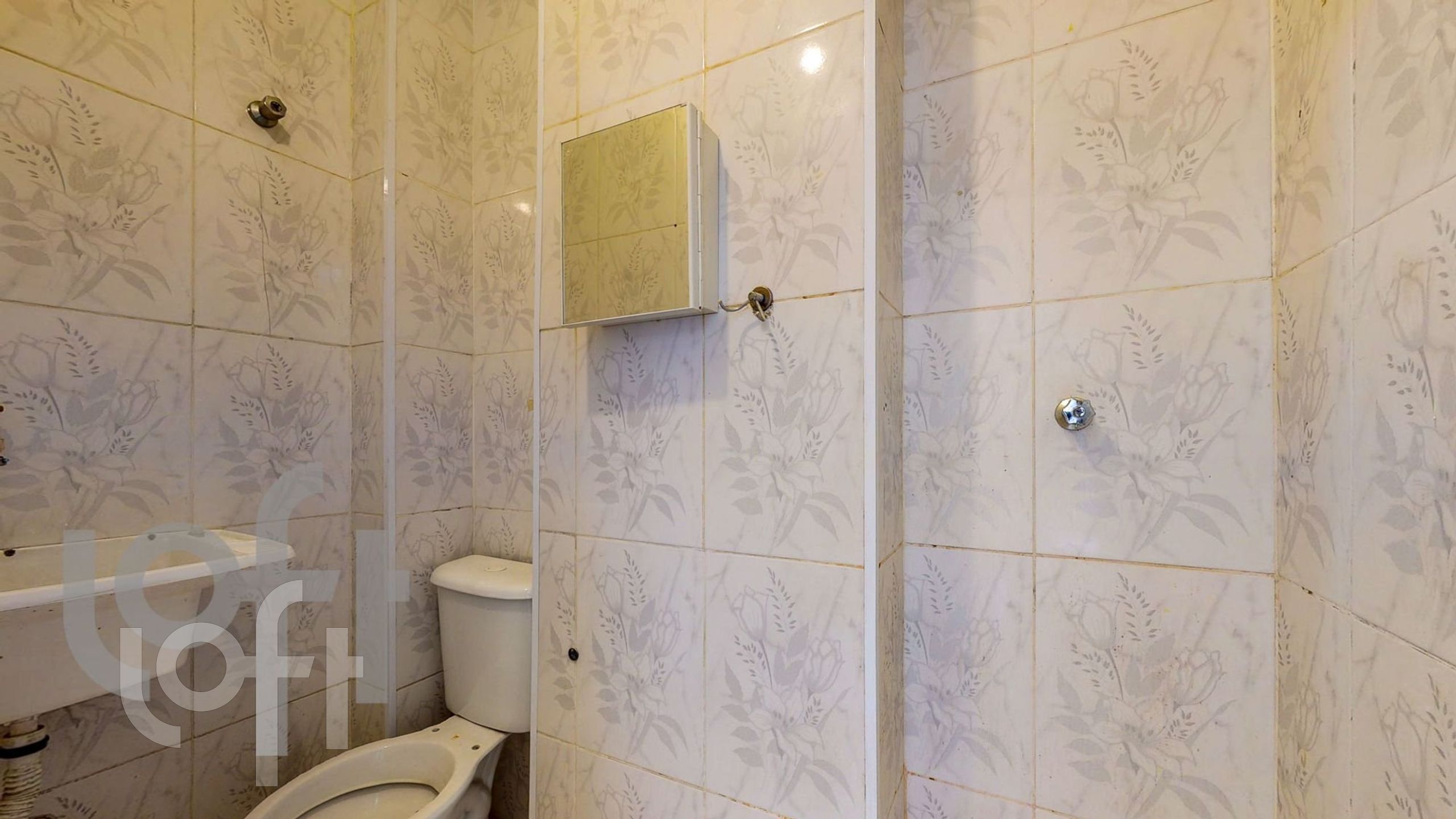 Apartamento à venda com 1 quarto, 28m² - Foto 2