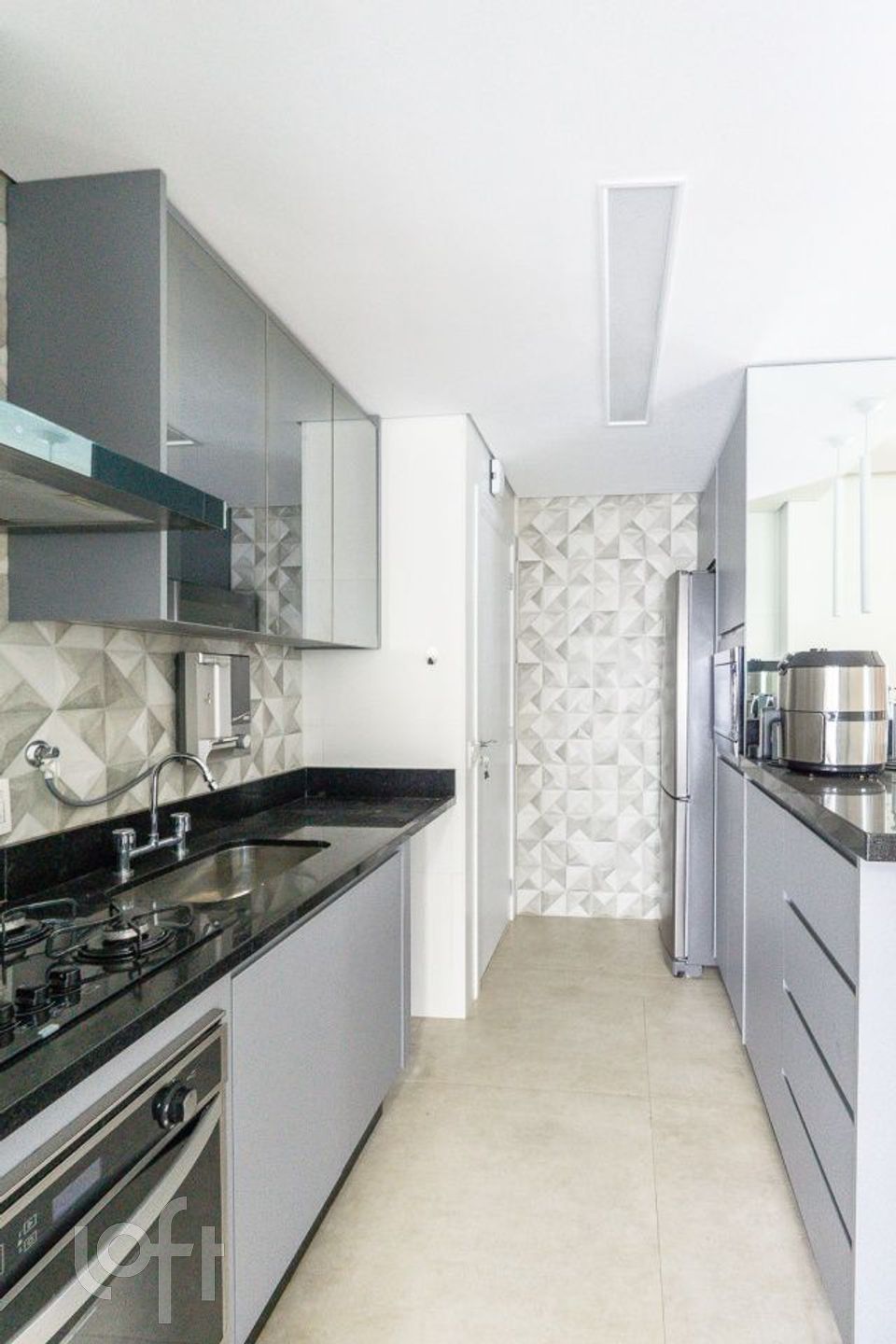 Apartamento à venda com 2 quartos, 100m² - Foto 27