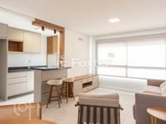 Apartamento com 76m², 2 dormitórios, 1 suíte, 2 vagas, Vila Ipiranga em Porto Alegre