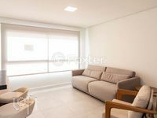 Apartamento com 76m², 2 dormitórios, 1 suíte, 2 vagas, Vila Ipiranga em Porto Alegre