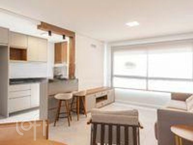 Apartamento com 76m², 2 dormitórios, 1 suíte, 2 vagas, Vila Ipiranga em Porto Alegre