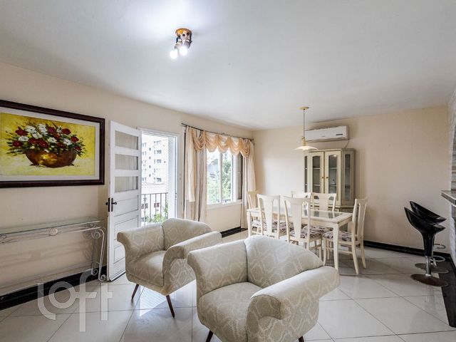 Apartamento com 120m², 3 dormitórios, 1 suíte, 1 vaga, Higienópolis em Porto Alegre