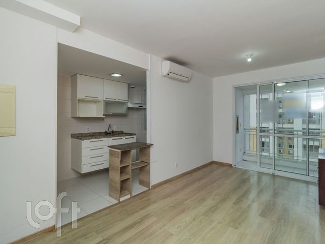 Apartamento com 62m², 2 dormitórios, 1 suíte, 1 vaga, Vila Ipiranga em Porto Alegre