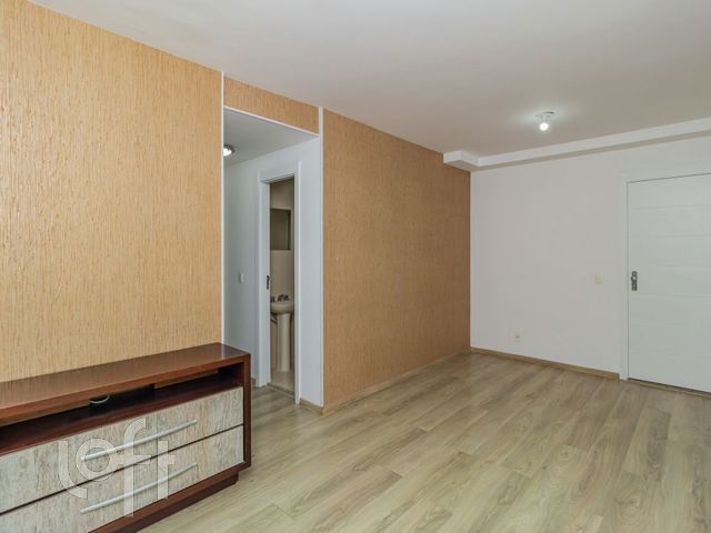 Apartamento com 62m², 2 dormitórios, 1 suíte, 1 vaga, Vila Ipiranga em Porto Alegre