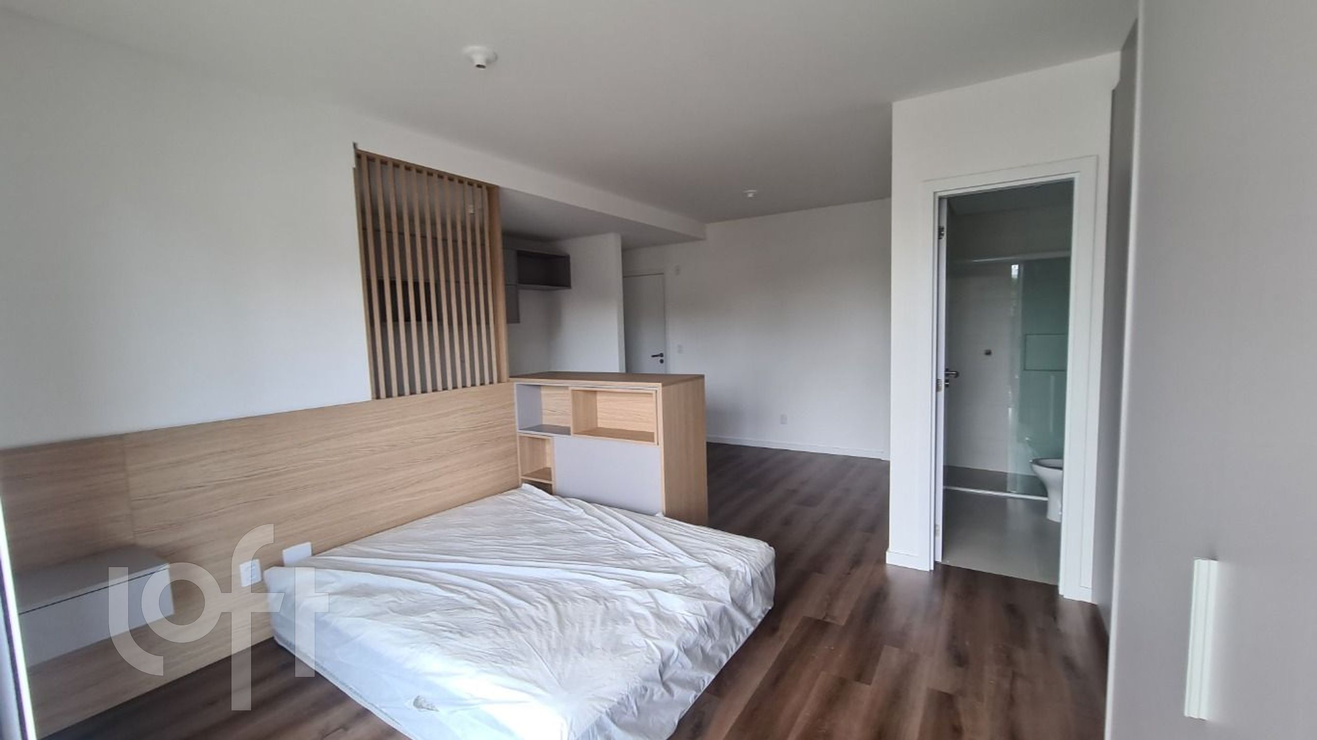 Apartamentos com 38m², 1 quarto, 1 suíte, no bairro Centro em Florianópolis