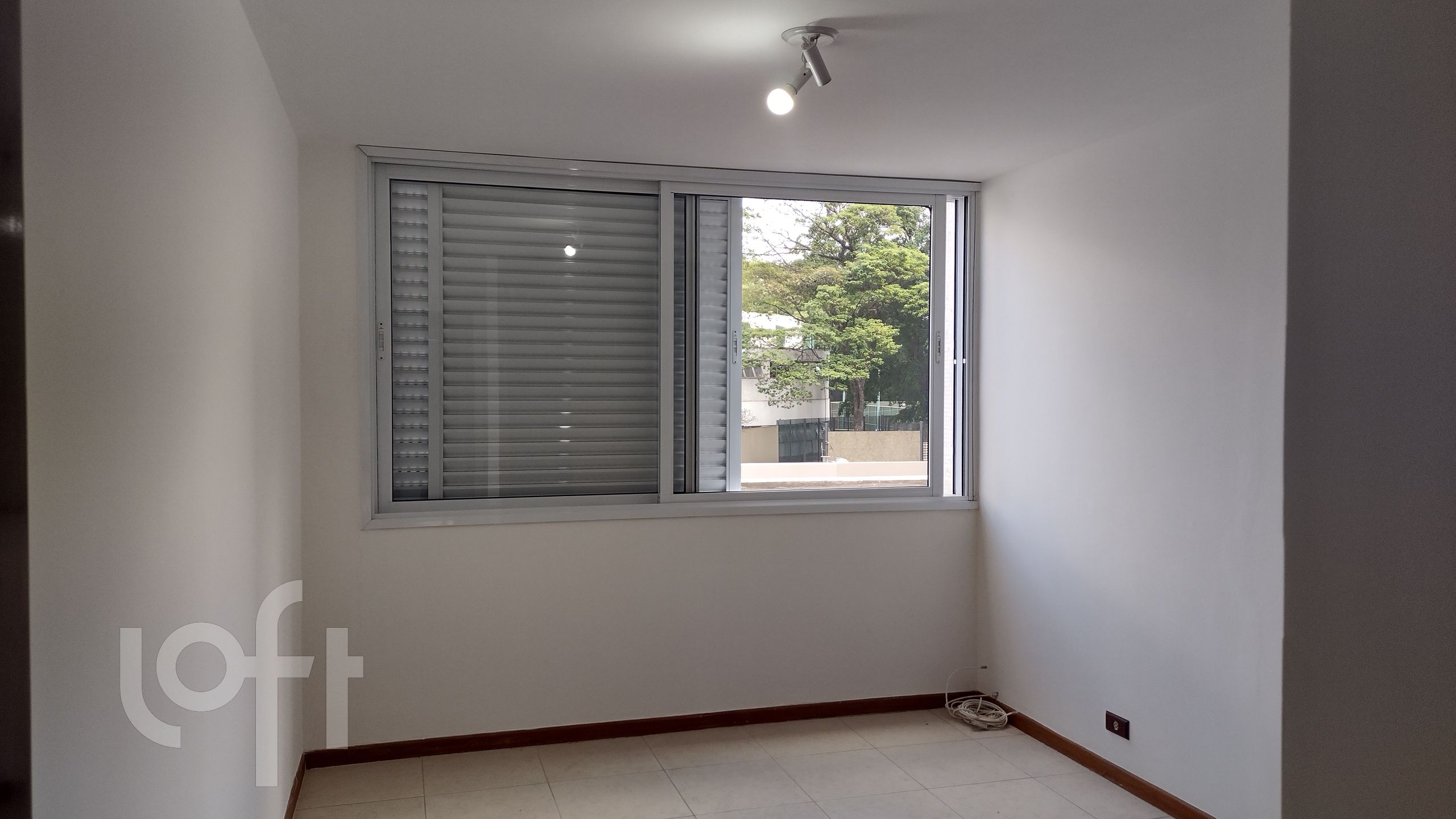 Apartamento à venda com 1 quarto, 107m² - Foto 14