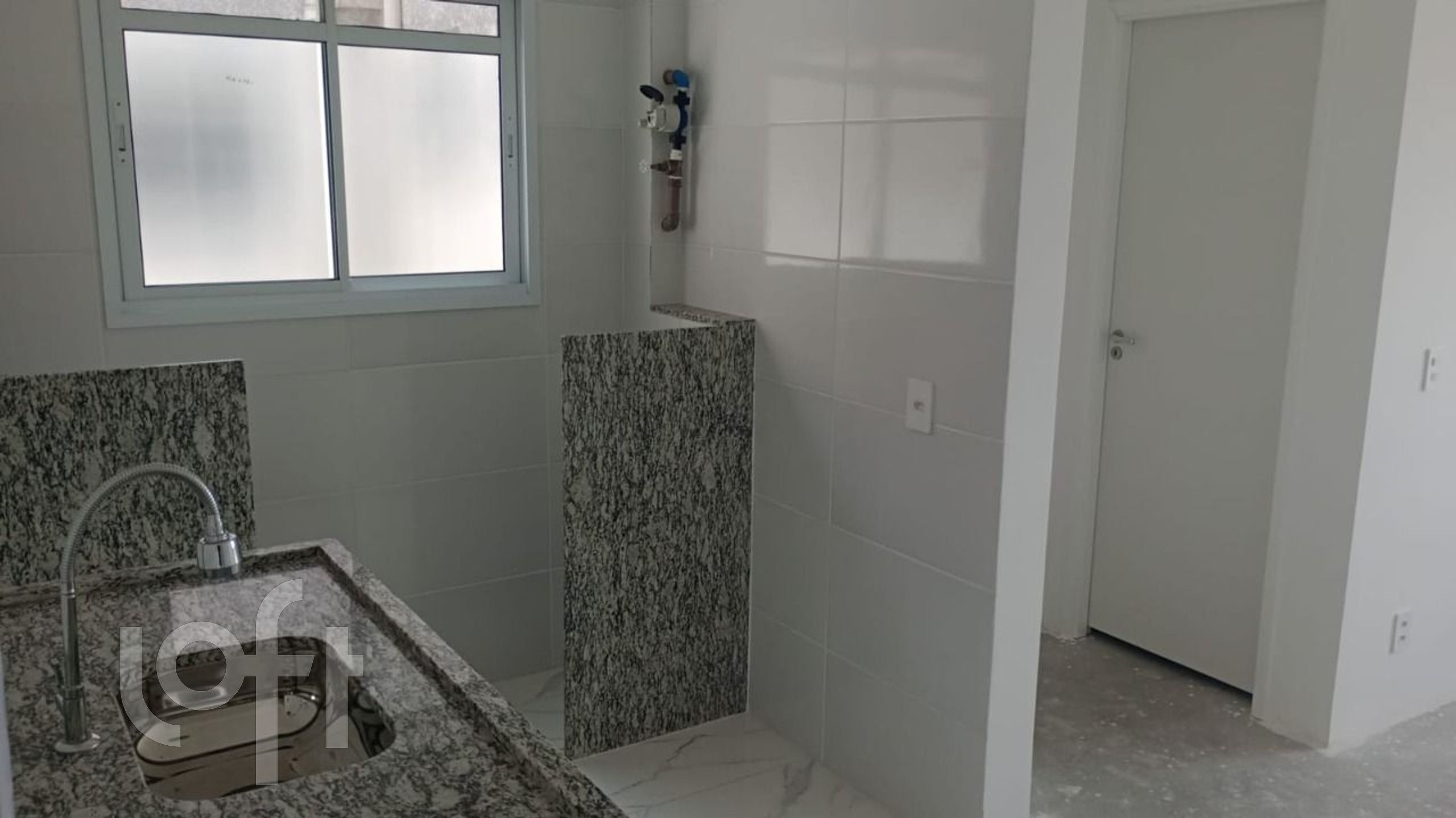 Apartamento à venda com 1 quarto, 35m² - Foto 4