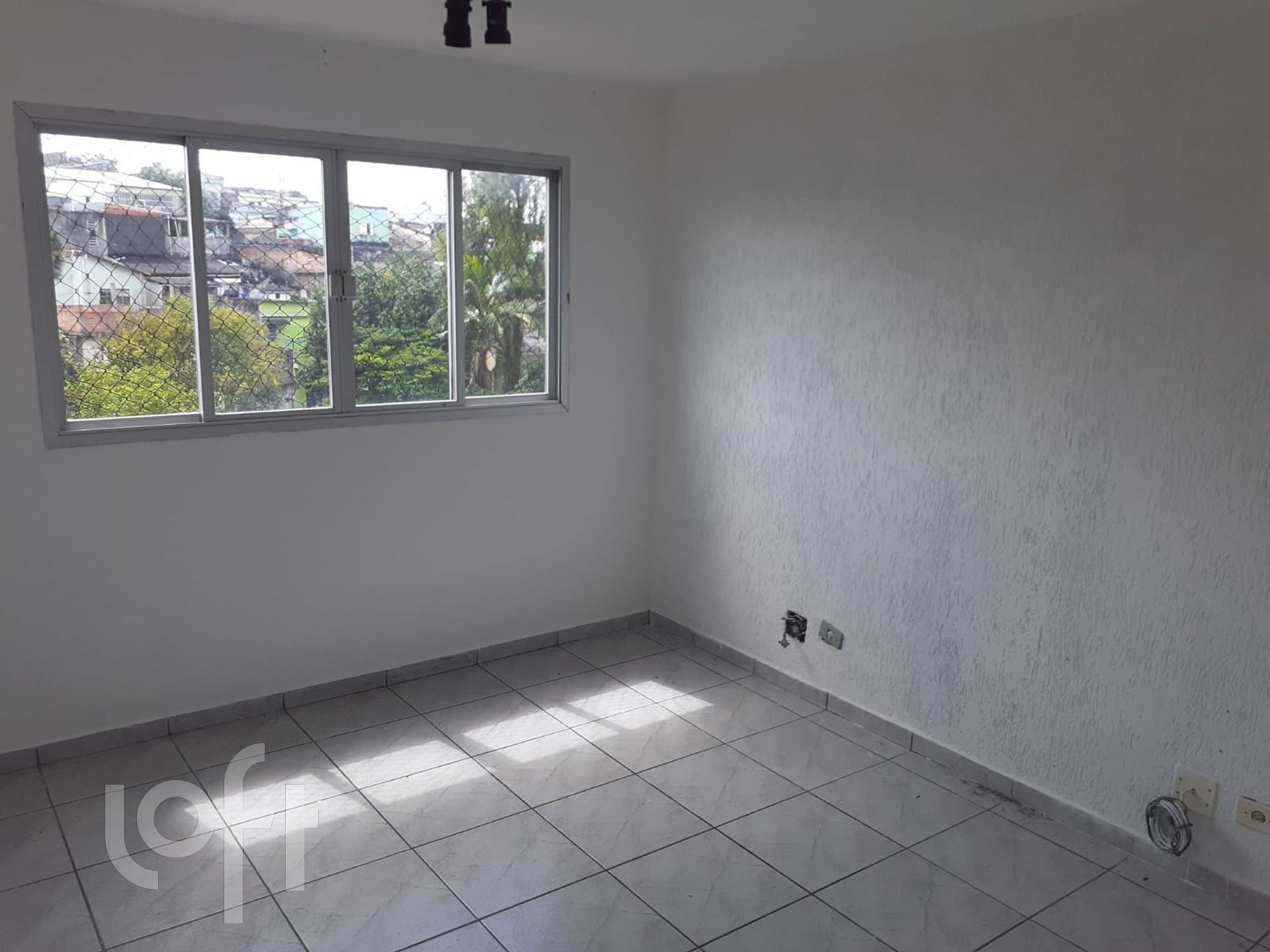 Apartamento à venda com 2 quartos, 60m² - Foto 1