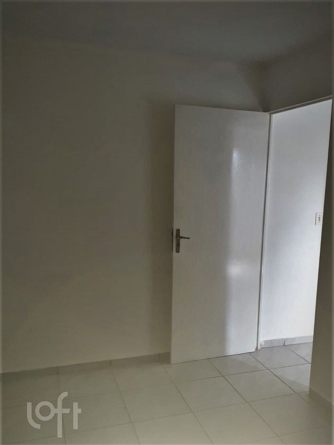 Apartamento à venda com 2 quartos, 60m² - Foto 4