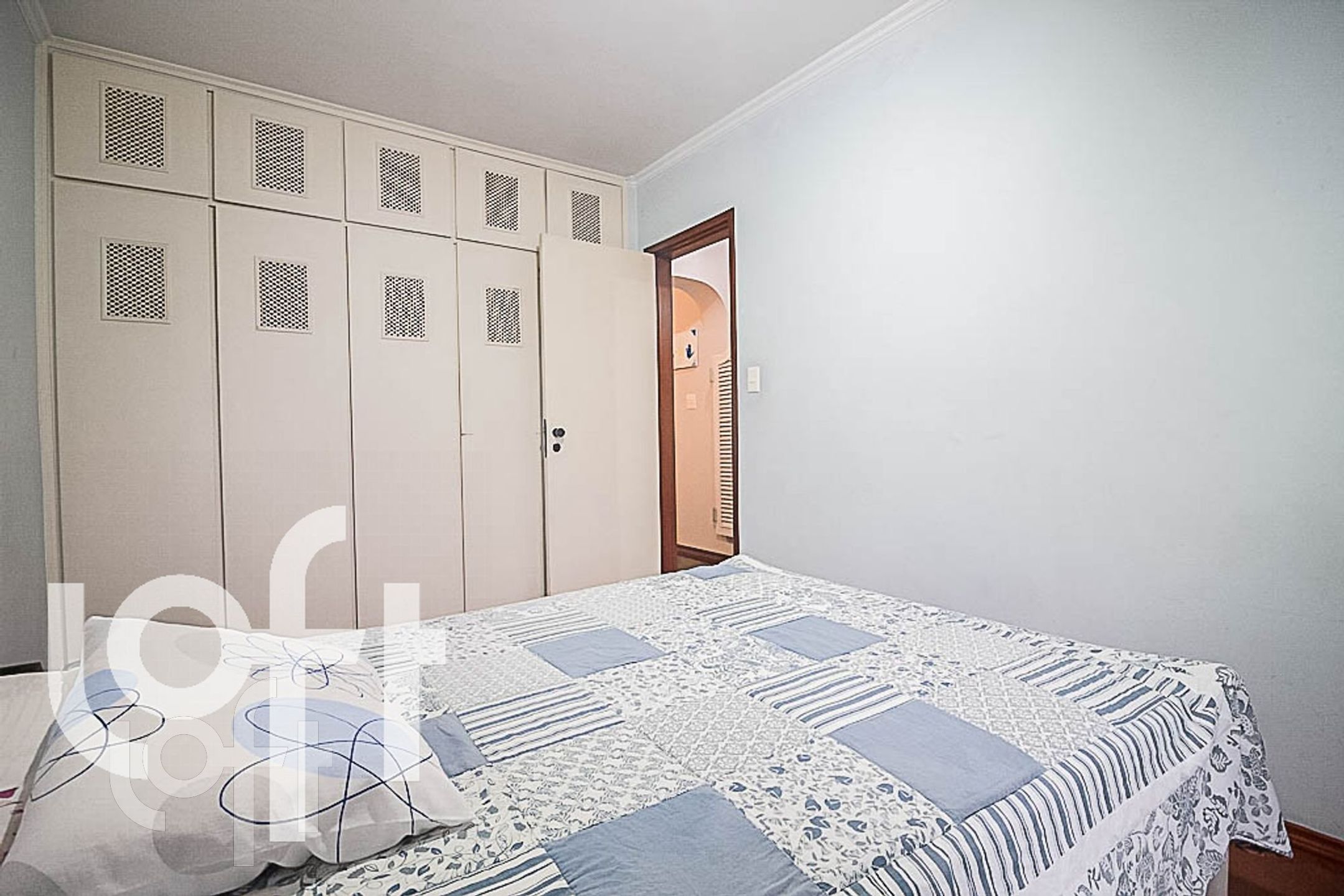 Apartamento à venda com 2 quartos, 87m² - Foto 4