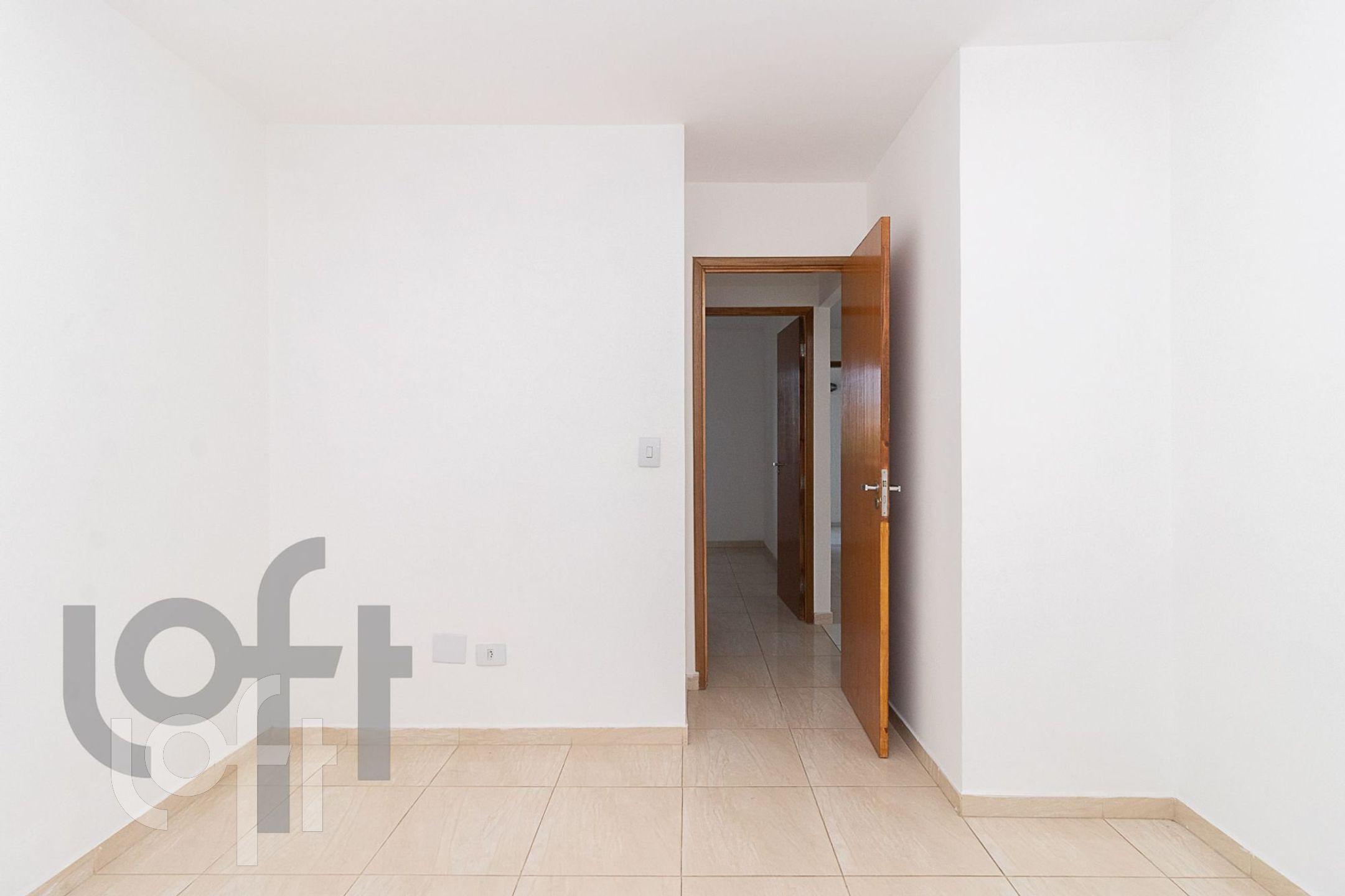 Apartamento à venda com 2 quartos, 42m² - Foto 4