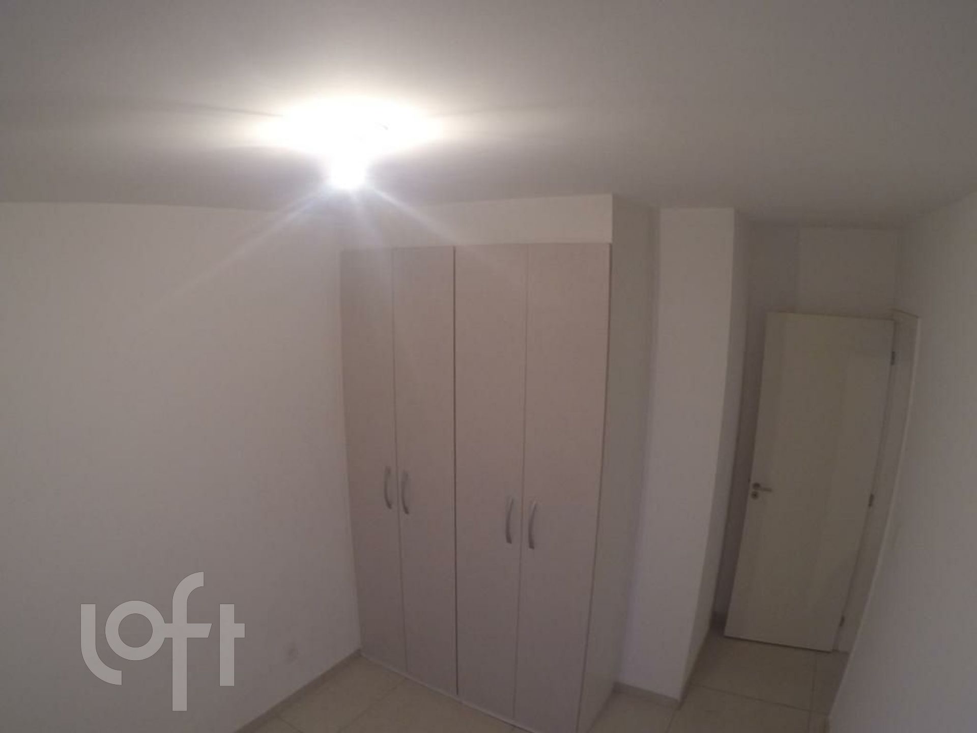 Apartamento à venda com 2 quartos, 48m² - Foto 18