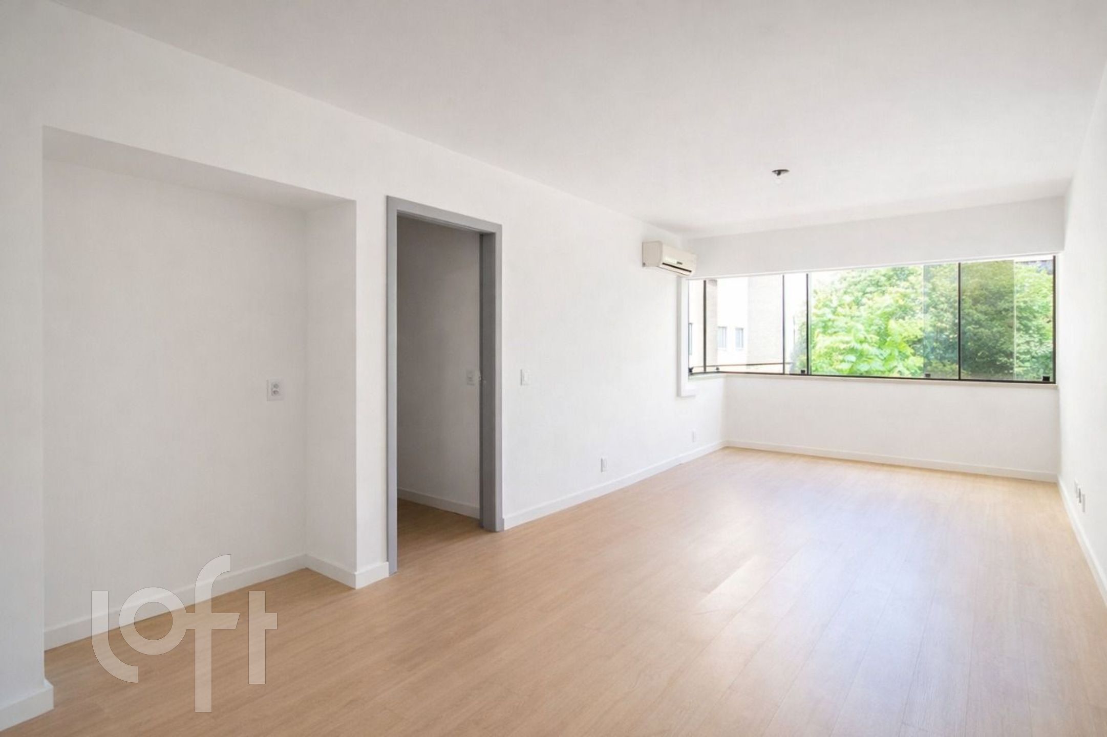 Apartamento com 81m², 3 dormitórios, Cidade Baixa em Porto Alegre