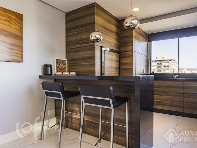 Apartamento com 118m², 2 dormitórios, 2 suítes, 2 vagas, Bela Vista em Porto Alegre