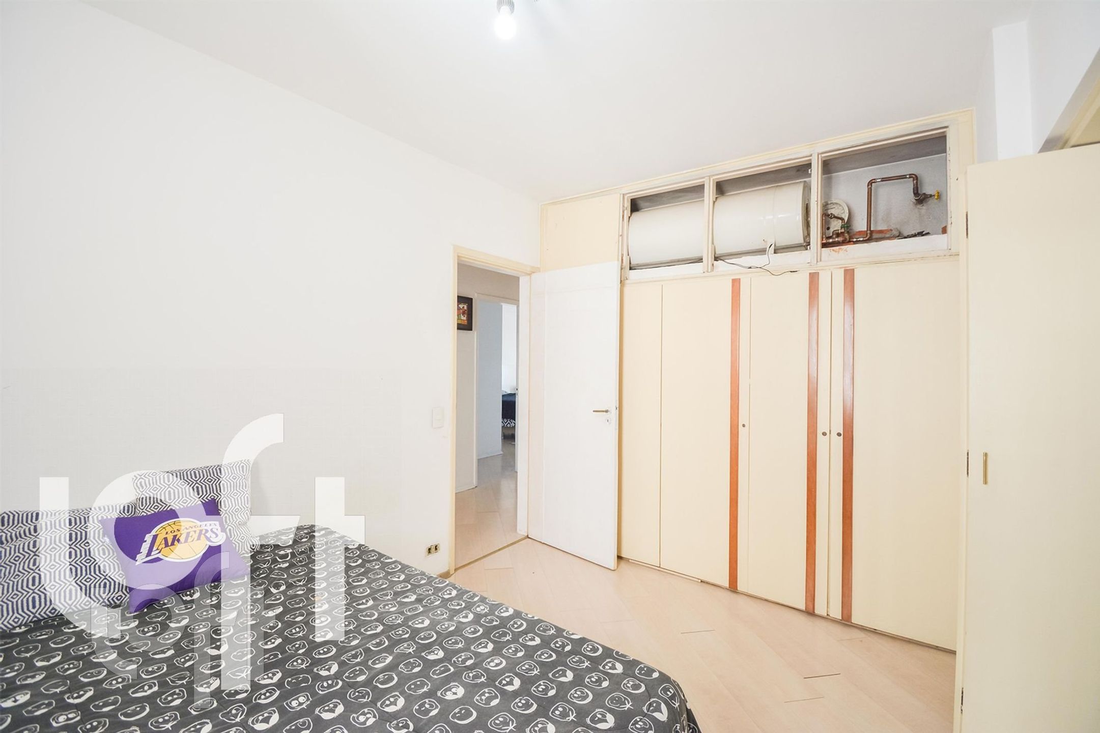 Apartamento à venda com 3 quartos, 164m² - Foto 8