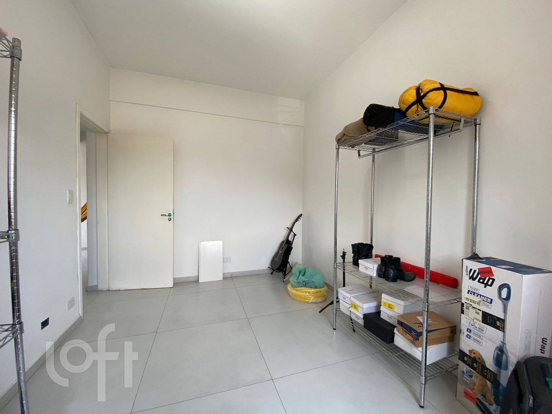 Apartamento à venda com 2 quartos, 77m² - Foto 2