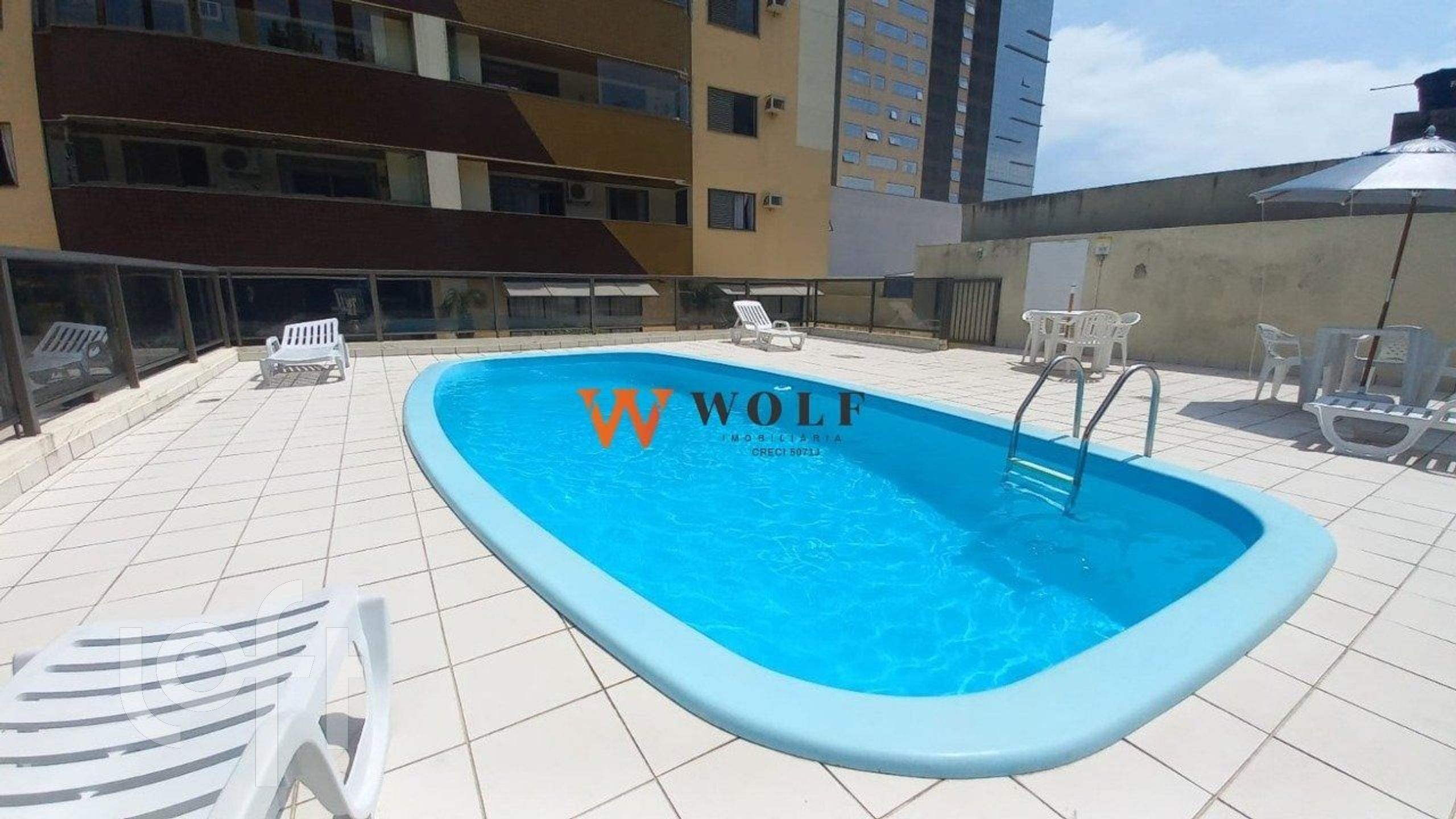Apartamentos com 103m², 3 quartos, 1 suíte, 1 garagem, no bairro Canto em Florianópolis
