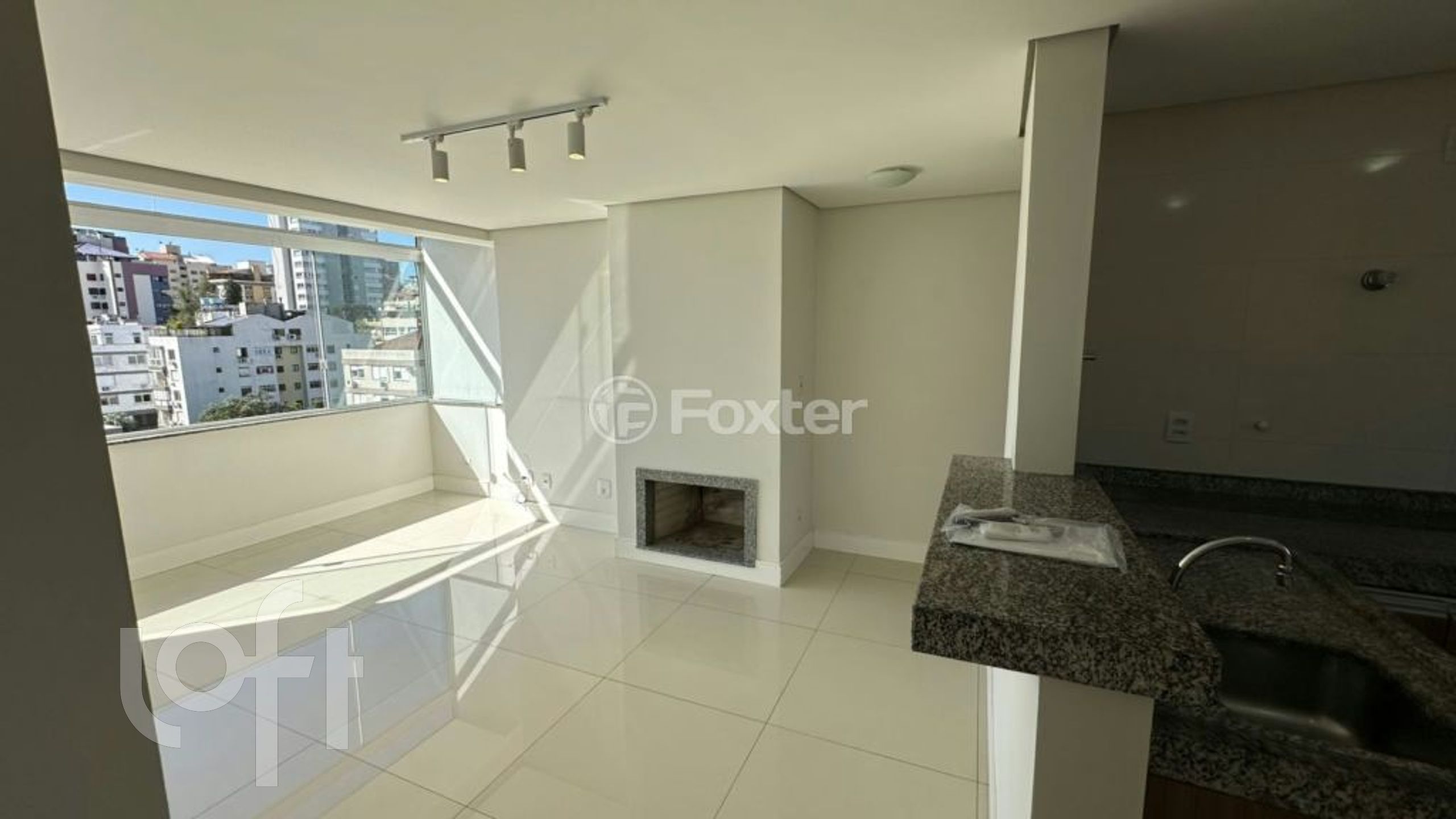 Apartamento com 68m², 2 dormitórios, 1 suíte, 2 vagas, Auxiliadora em Porto Alegre